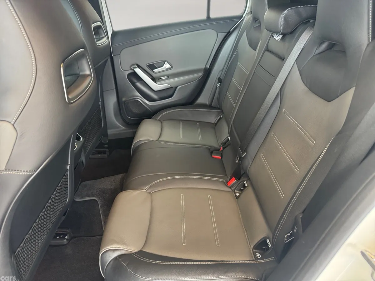 Mercedes-Benz A-Class Hatchback, Diesel, 2019, White