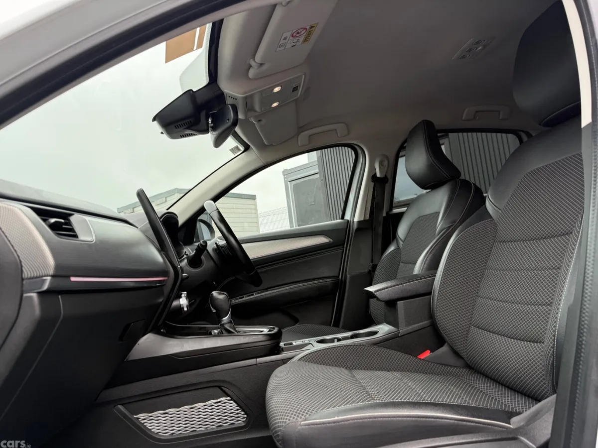 Renault Arkana Hatchback, Petrol, 2021, White