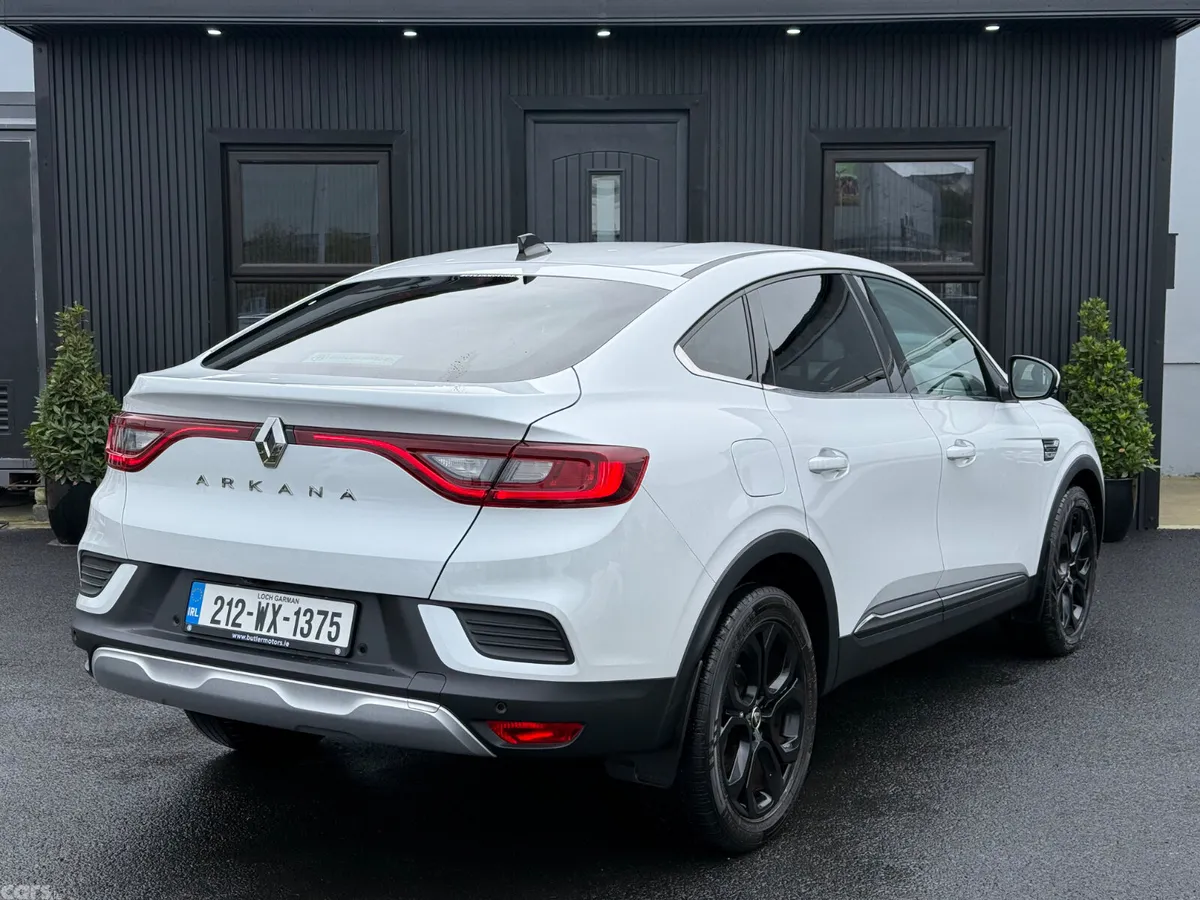 Renault Arkana Hatchback, Petrol, 2021, White