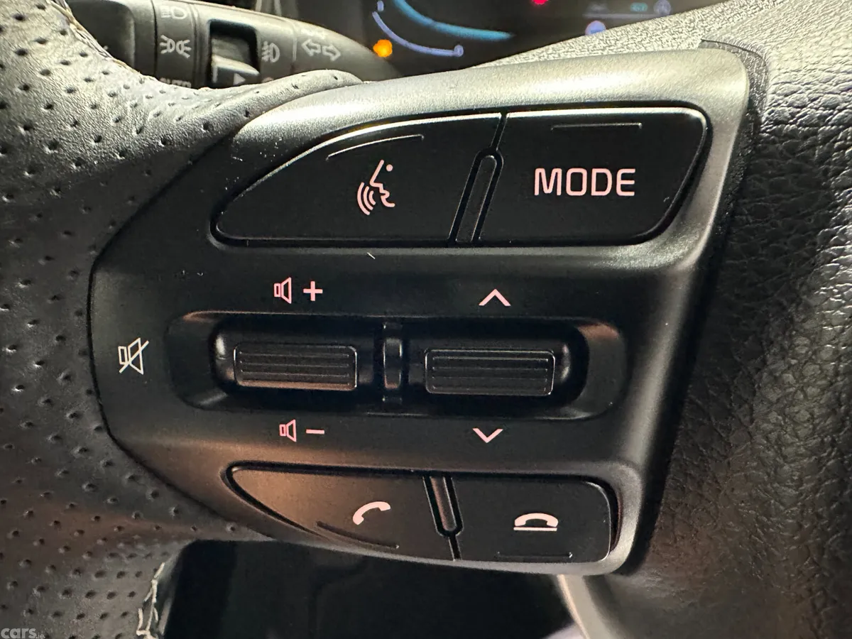 Kia Stonic Hatchback, Petrol Hybrid, 2026, White