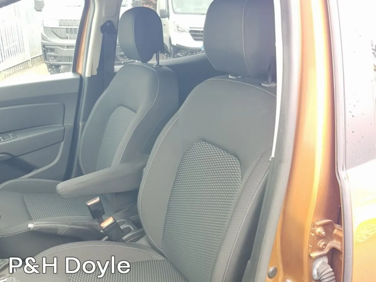 Dacia Duster SUV, Diesel, 2019, Orange