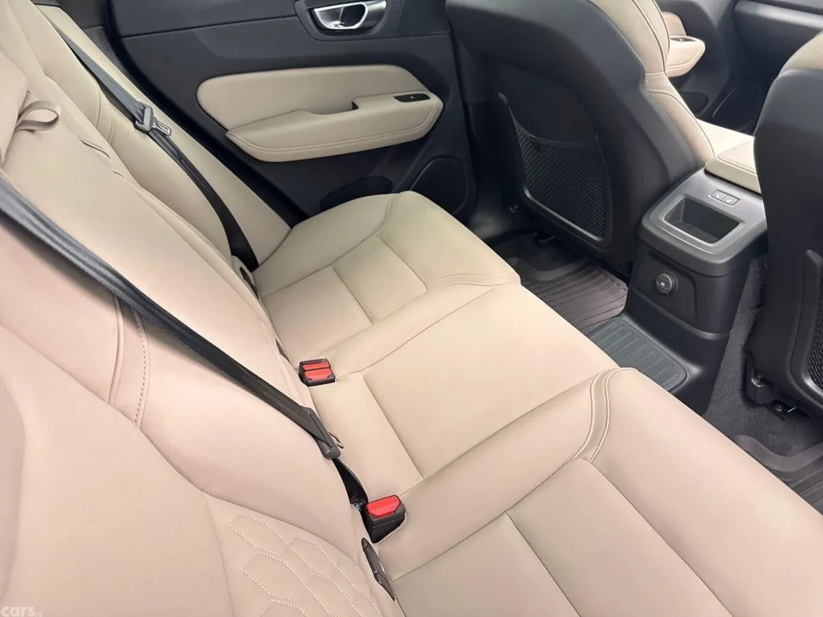 Volvo XC60 SUV, Petrol Plug-in Hybrid, 2025, Red
