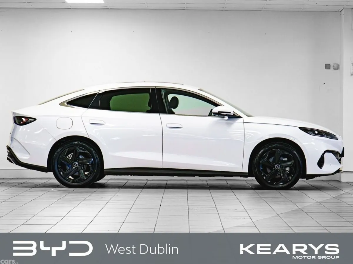 BYD Seal 6 Saloon, Petrol Plug-in Hybrid, 2026, White
