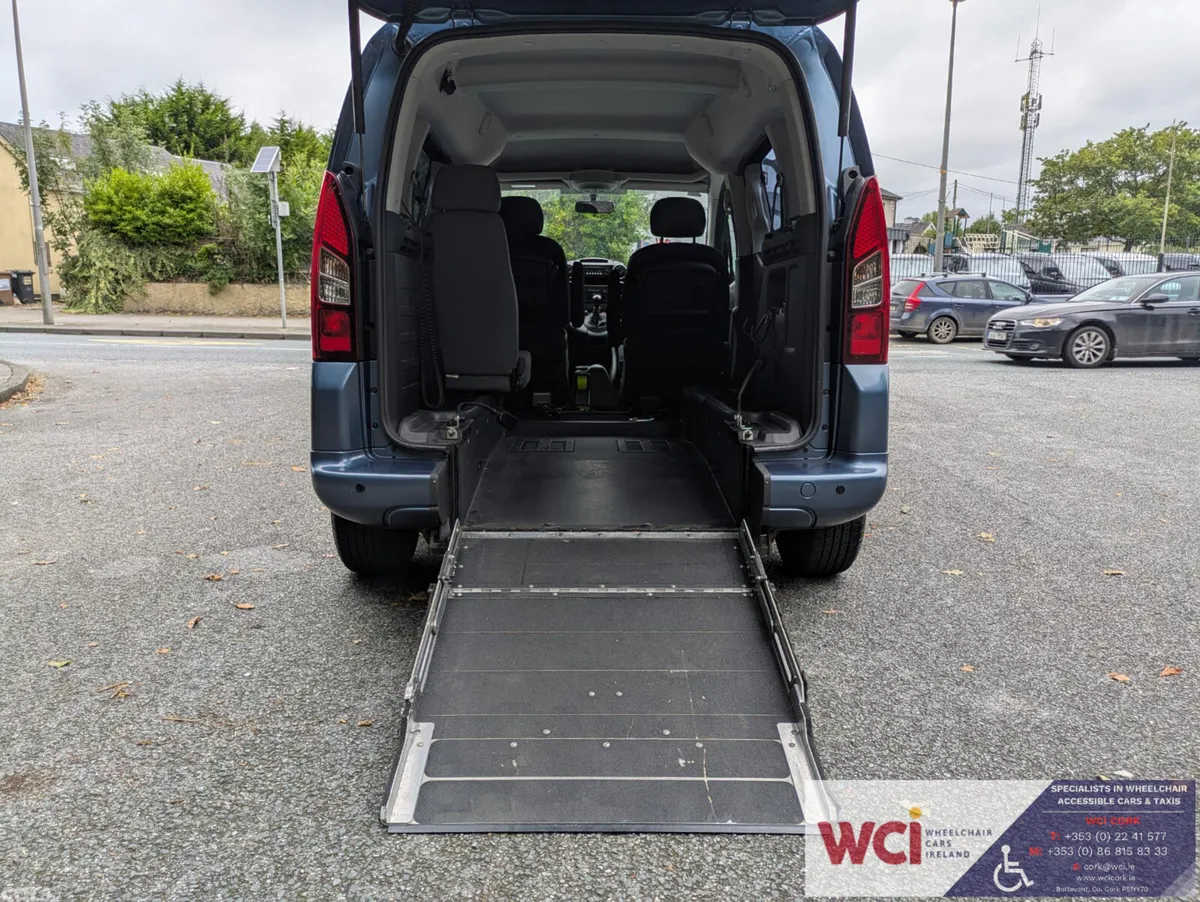 Peugeot Partner MPV, Diesel, 2015, Blue