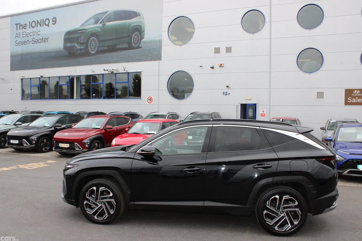 Hyundai Tucson SUV, Petrol Plug-in Hybrid, 2026, Black