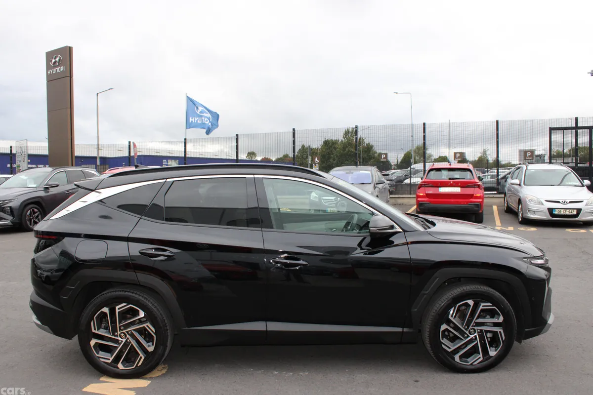 Hyundai Tucson SUV, Petrol Plug-in Hybrid, 2026, Black
