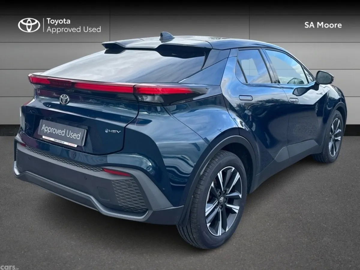 Toyota C-HR SUV, Petrol Hybrid, 2026, Blue