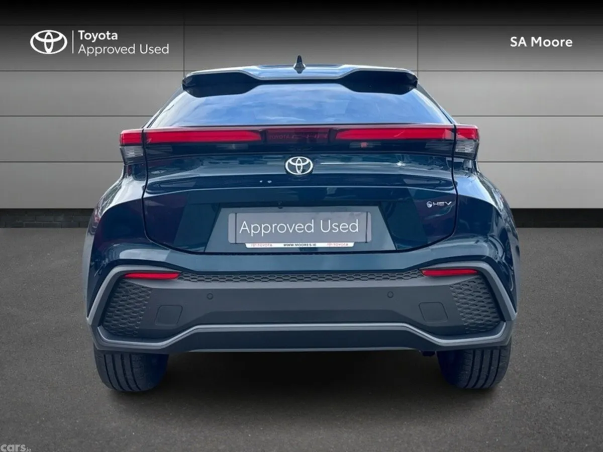 Toyota C-HR SUV, Petrol Hybrid, 2026, Blue