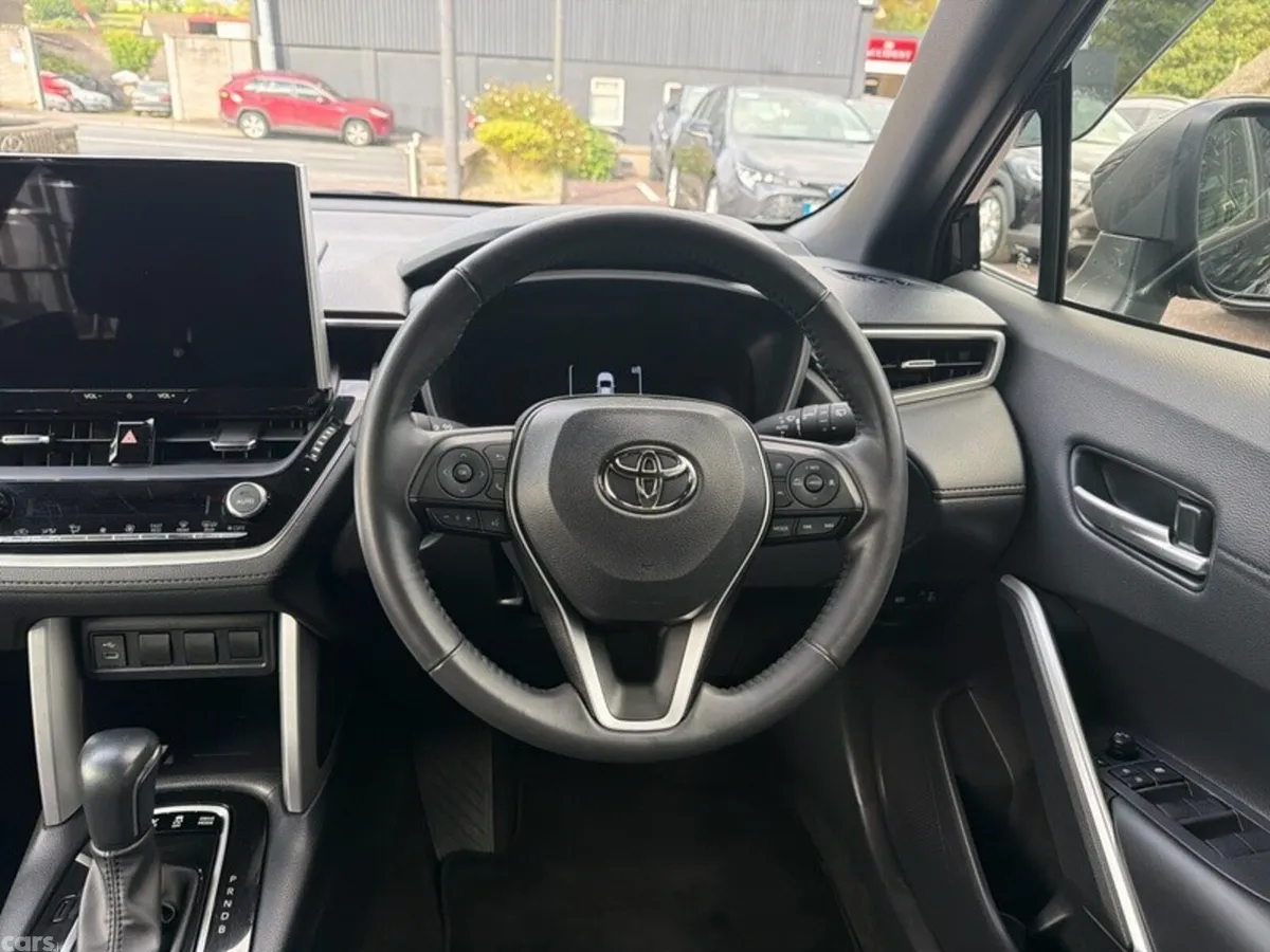 Toyota Corolla Cross SUV, Petrol Hybrid, 2024, Black