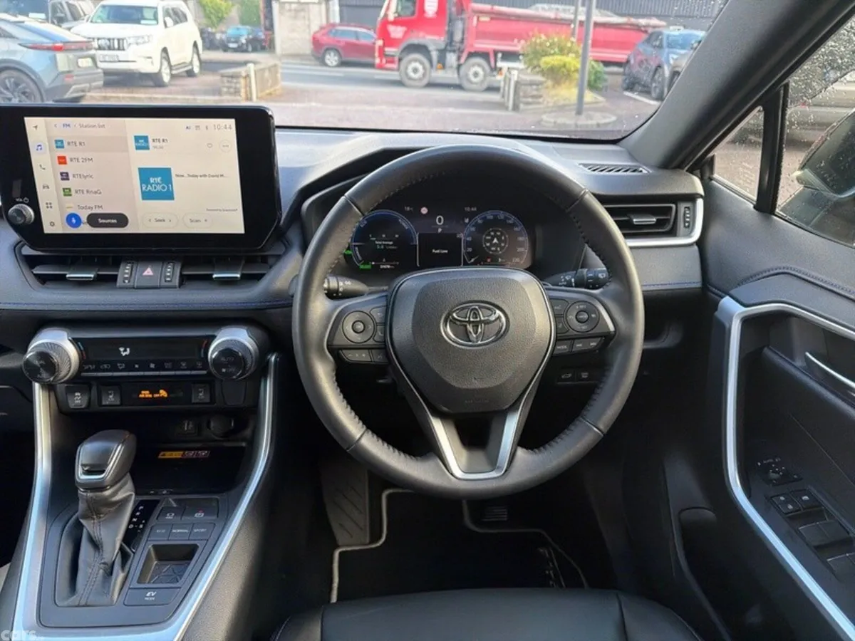 Toyota RAV4 SUV, Petrol Hybrid, 2025, Grey