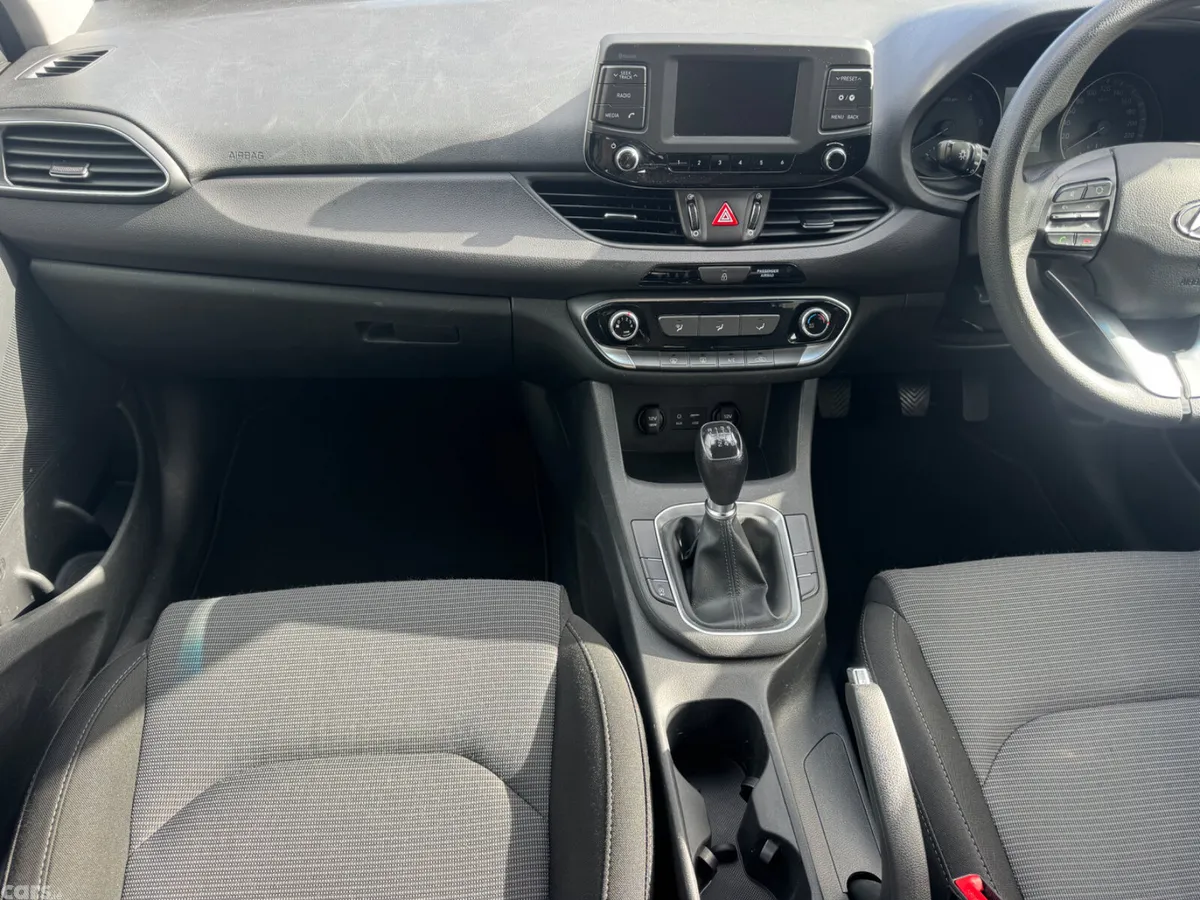 Hyundai i30 Hatchback, Diesel, 2019, White