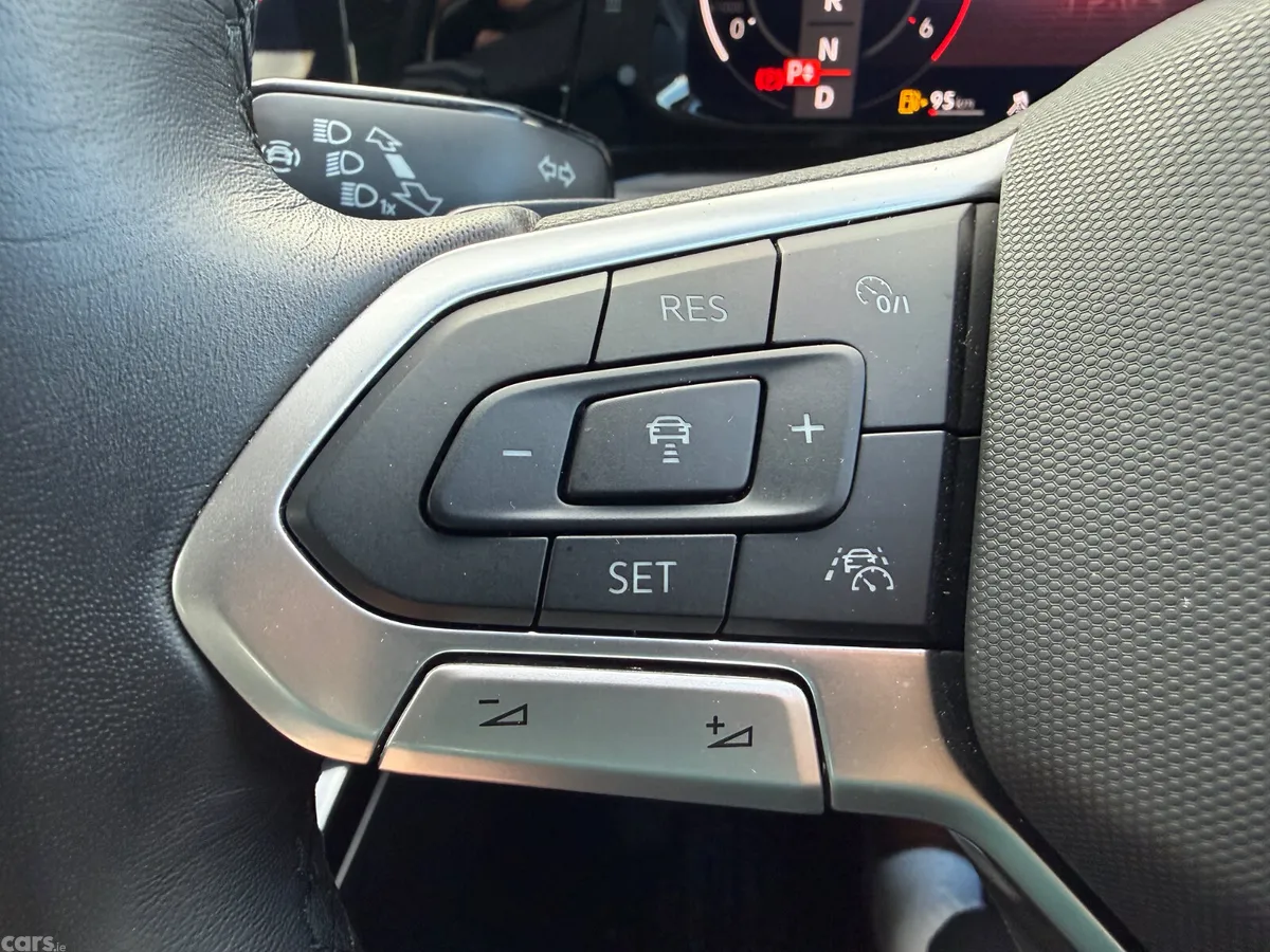 Volkswagen Golf Hatchback, Diesel, 2024, White