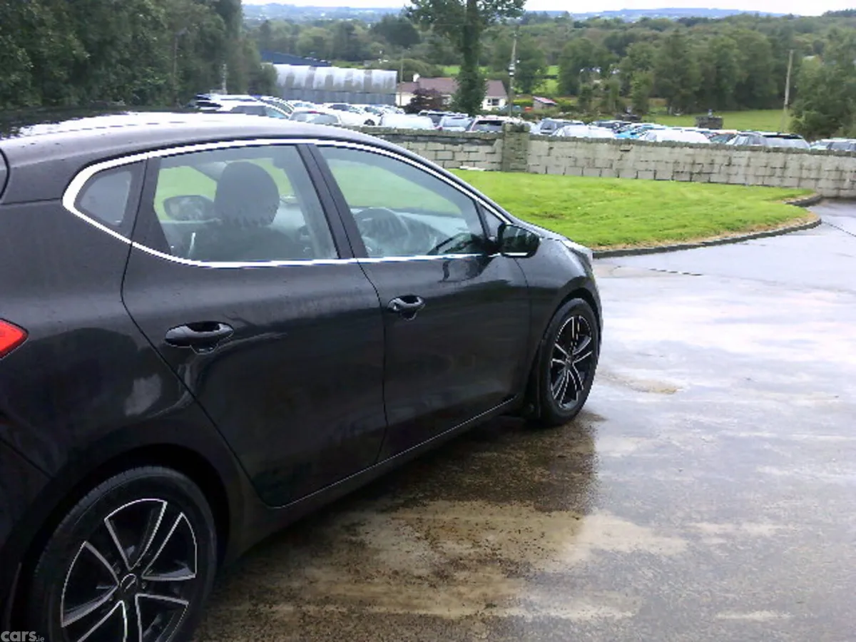 Kia Ceed Hatchback, Diesel, 2014, Black