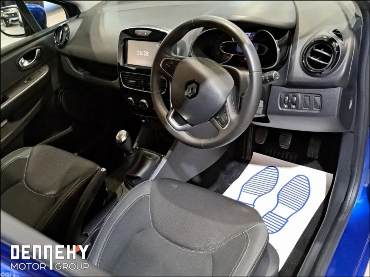 Renault Clio Hatchback, Petrol, 2018, Blue