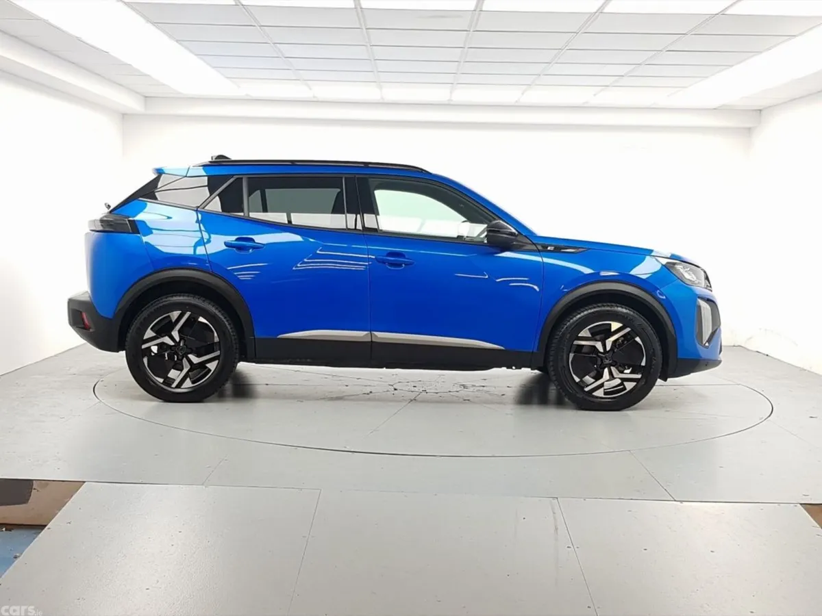 Peugeot 2008 SUV, Electric, 2024, Blue