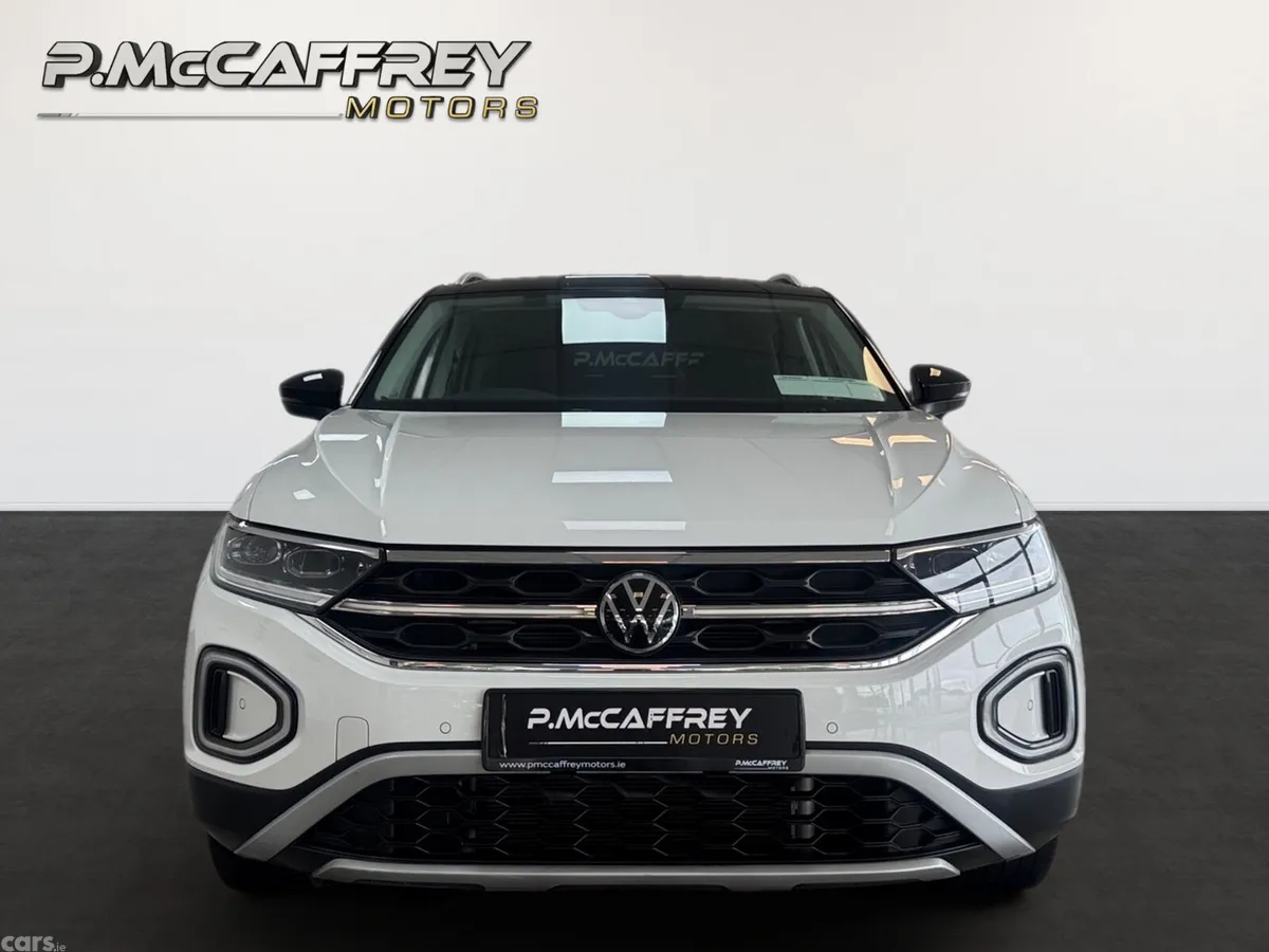 Volkswagen T-Roc SUV, Diesel, 2023, White