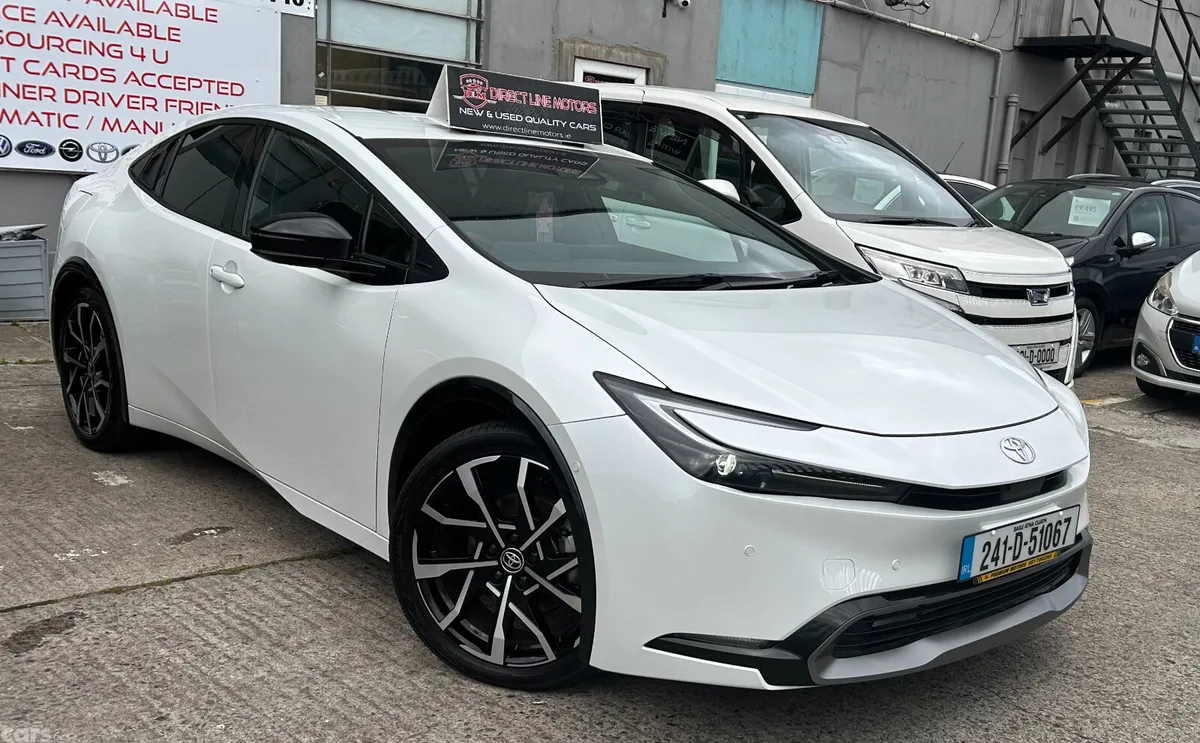 Toyota Prius Hatchback, Petrol Hybrid, 2024, White