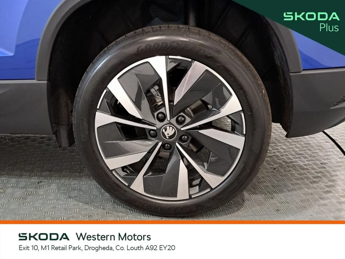 Skoda Karoq SUV, Diesel, 2026, Blue