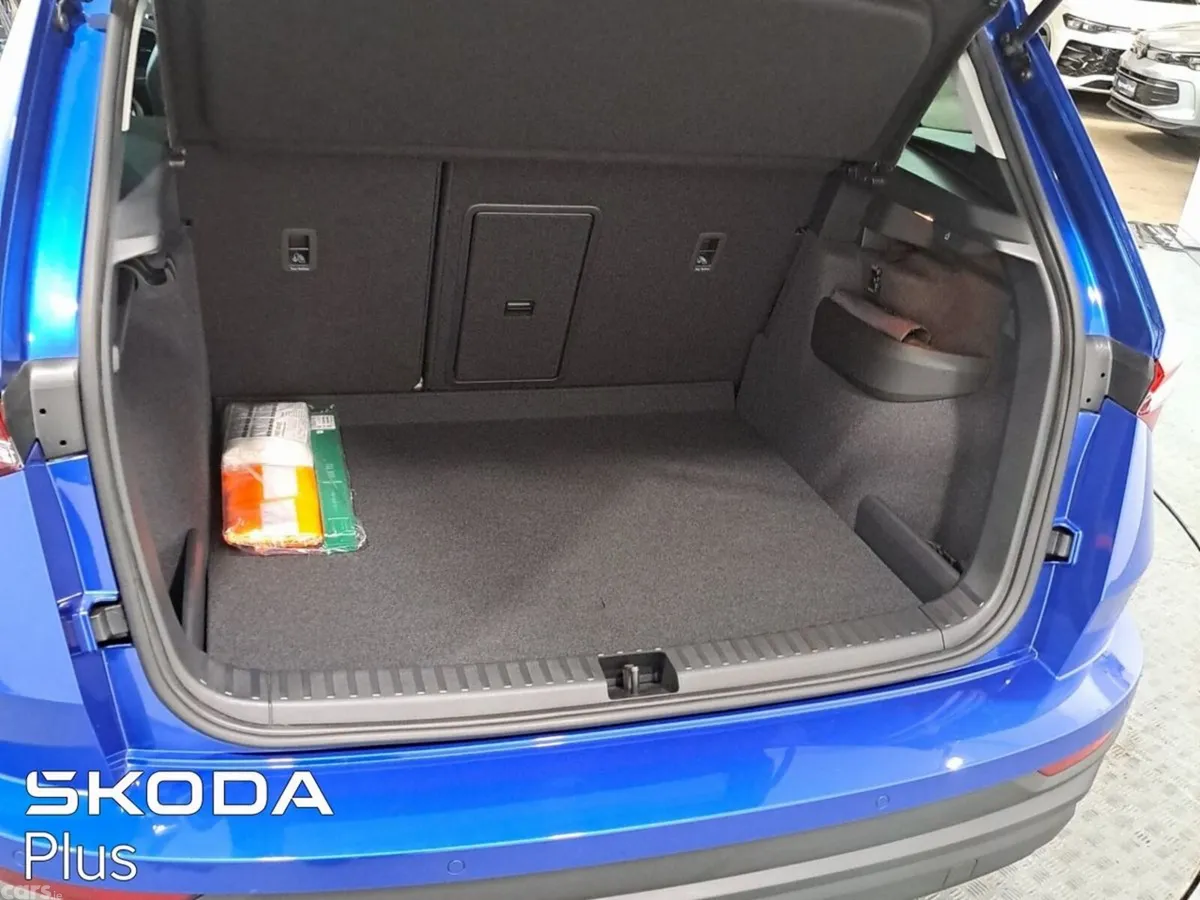 Skoda Karoq SUV, Diesel, 2026, Blue