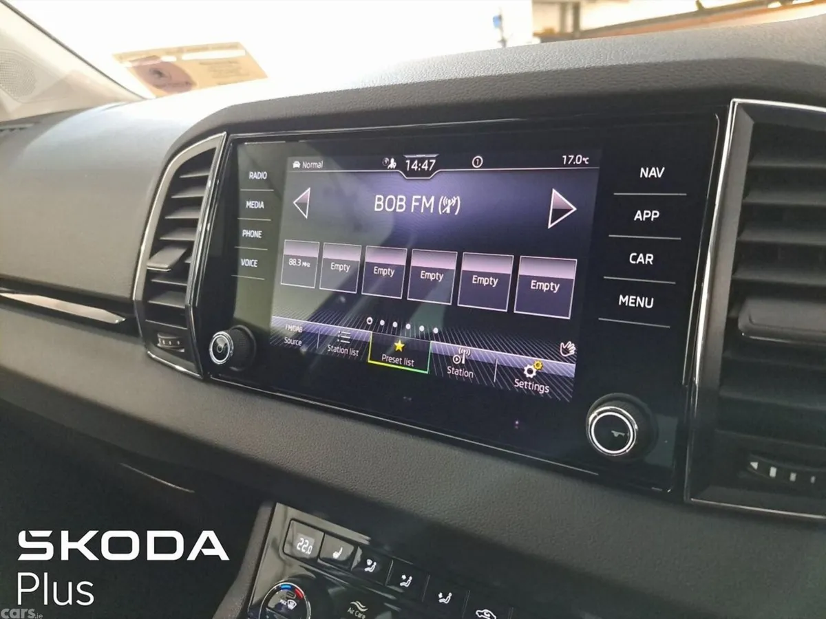 Skoda Karoq SUV, Diesel, 2026, Blue
