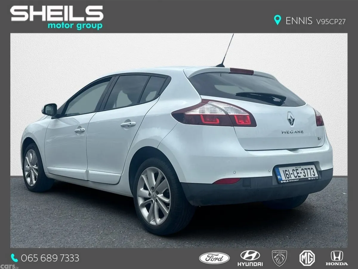 Renault Megane Hatchback, Petrol, 2016, White