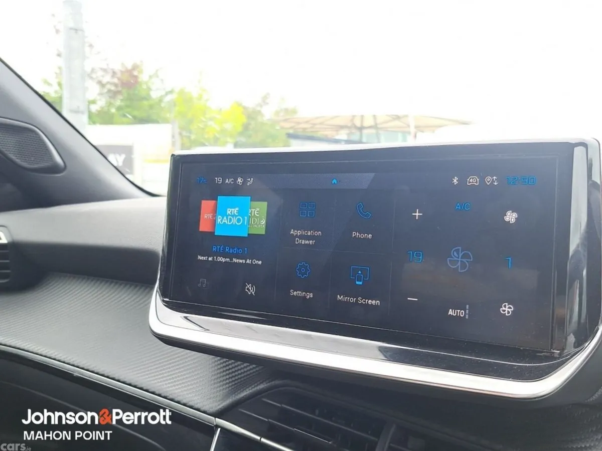 Peugeot 2008 MPV, Petrol Hybrid, 2026, Grey