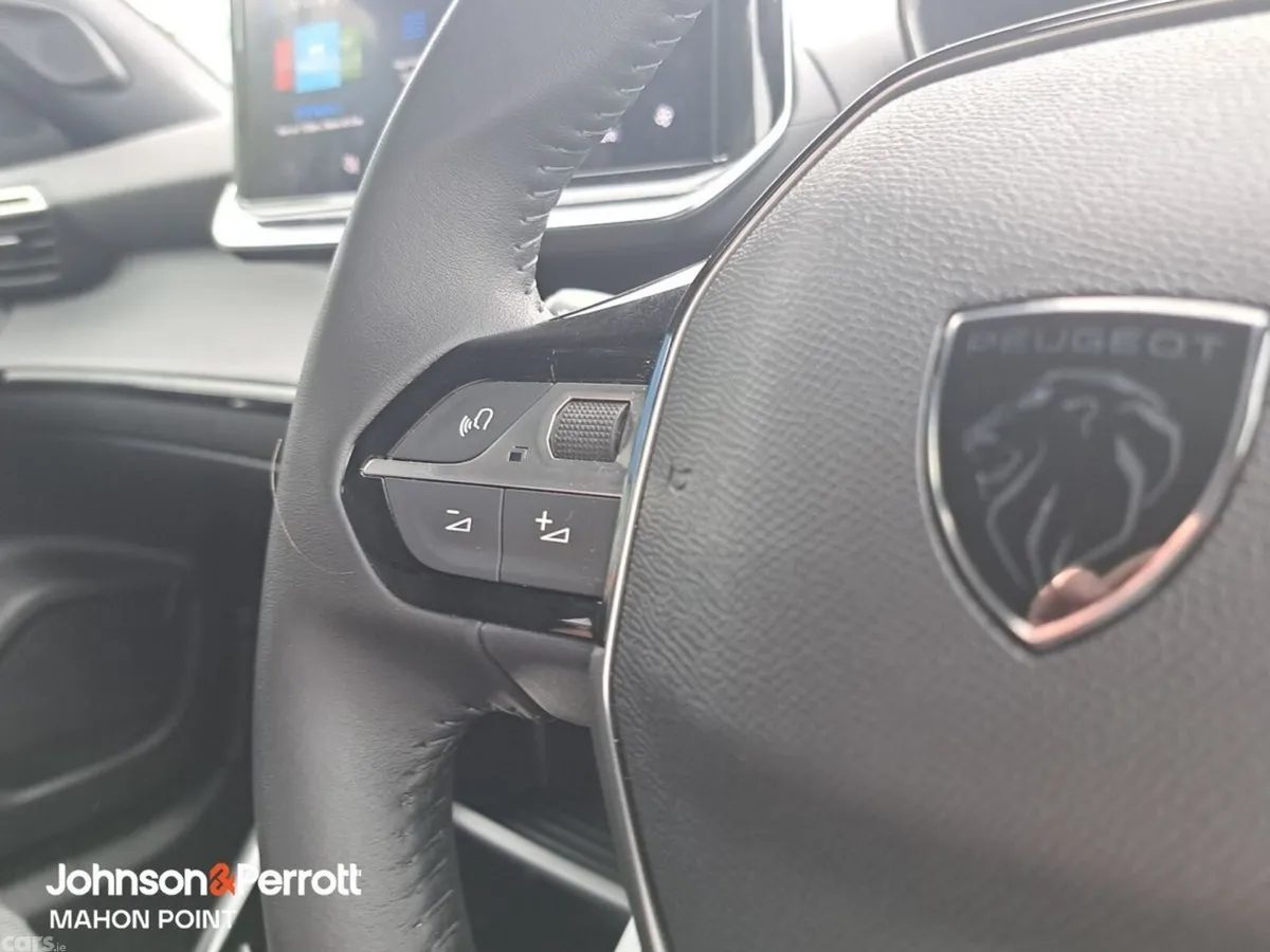 Peugeot 2008 MPV, Petrol Hybrid, 2026, Grey