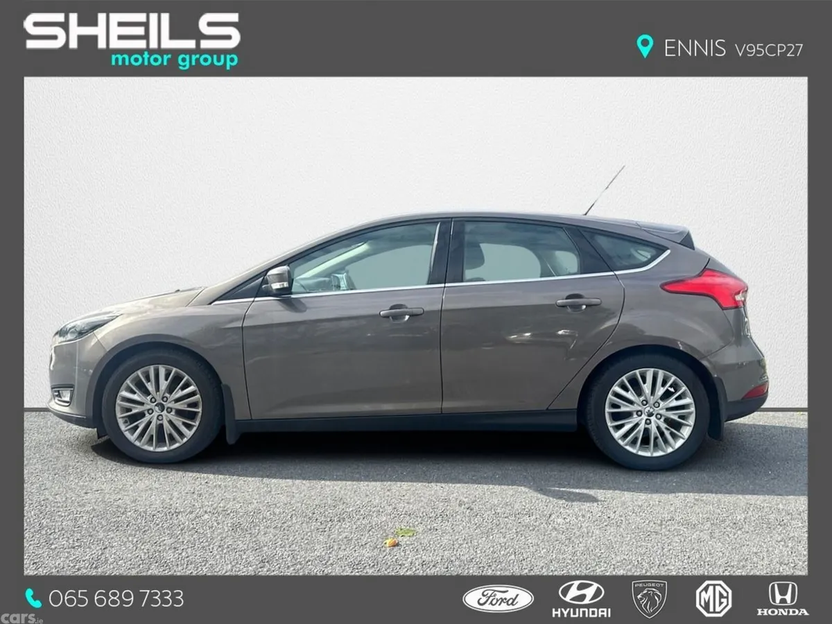 Ford Focus Hatchback, Diesel, 2017, Brown