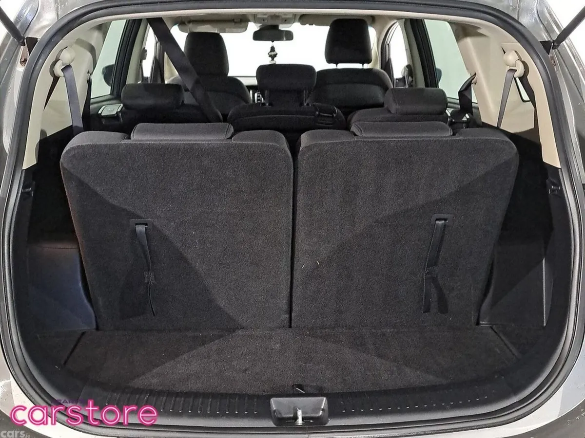 Kia Carens MPV, Diesel, 2016, Silver
