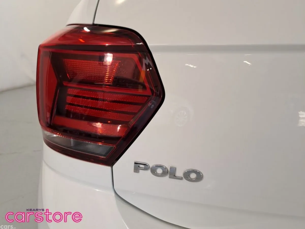 Volkswagen Polo Hatchback, Petrol, 2018, White