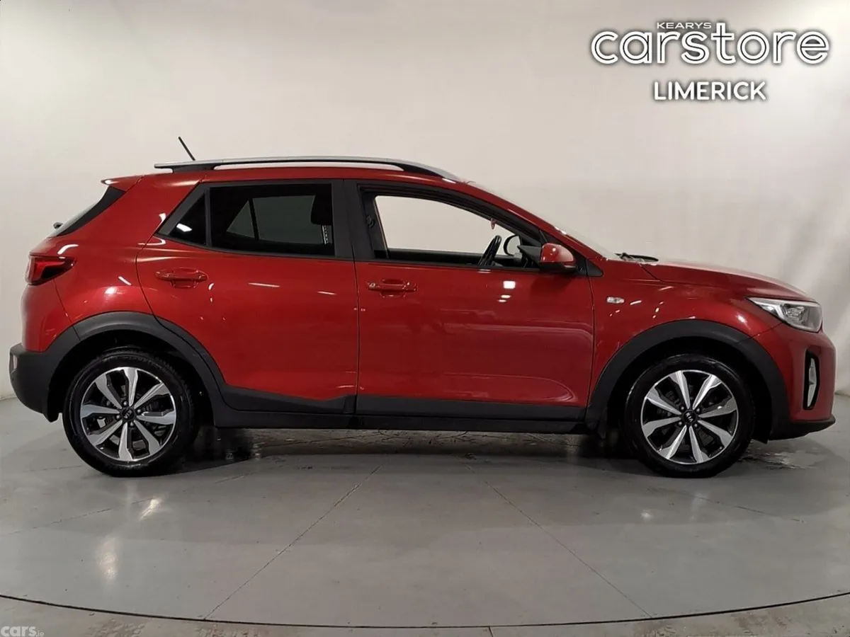 Kia Stonic Estate, Petrol, 2021, Red