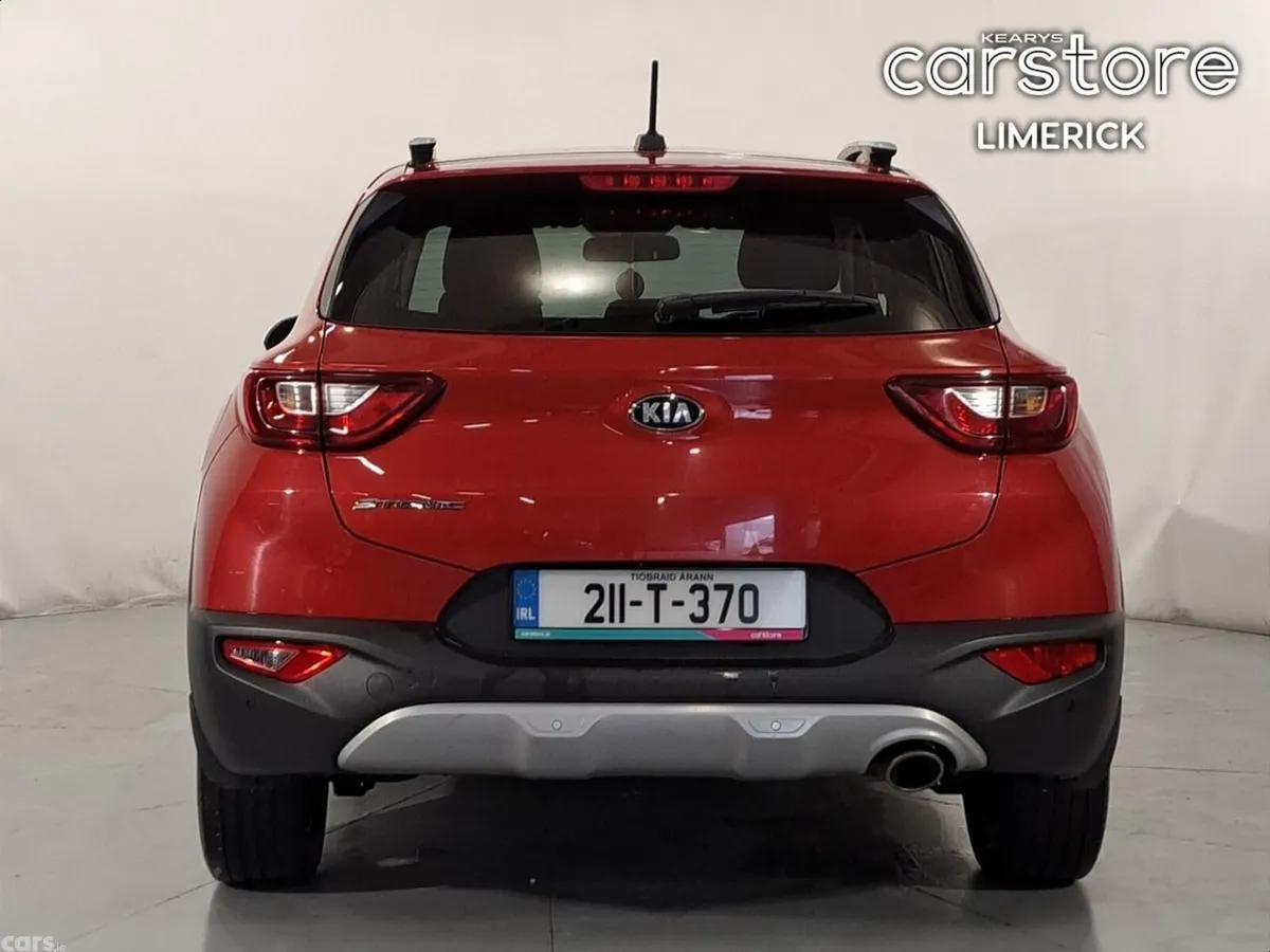 Kia Stonic Estate, Petrol, 2021, Red