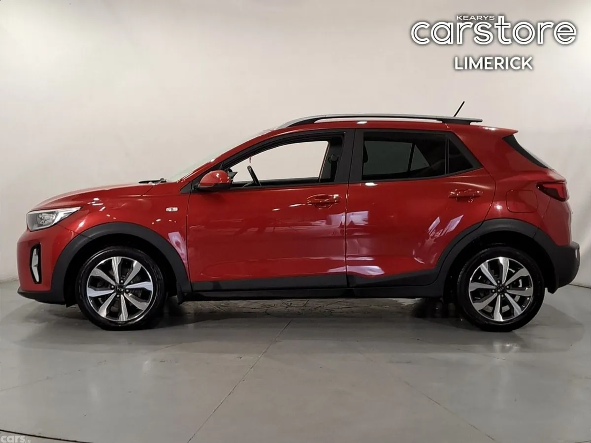 Kia Stonic Estate, Petrol, 2021, Red