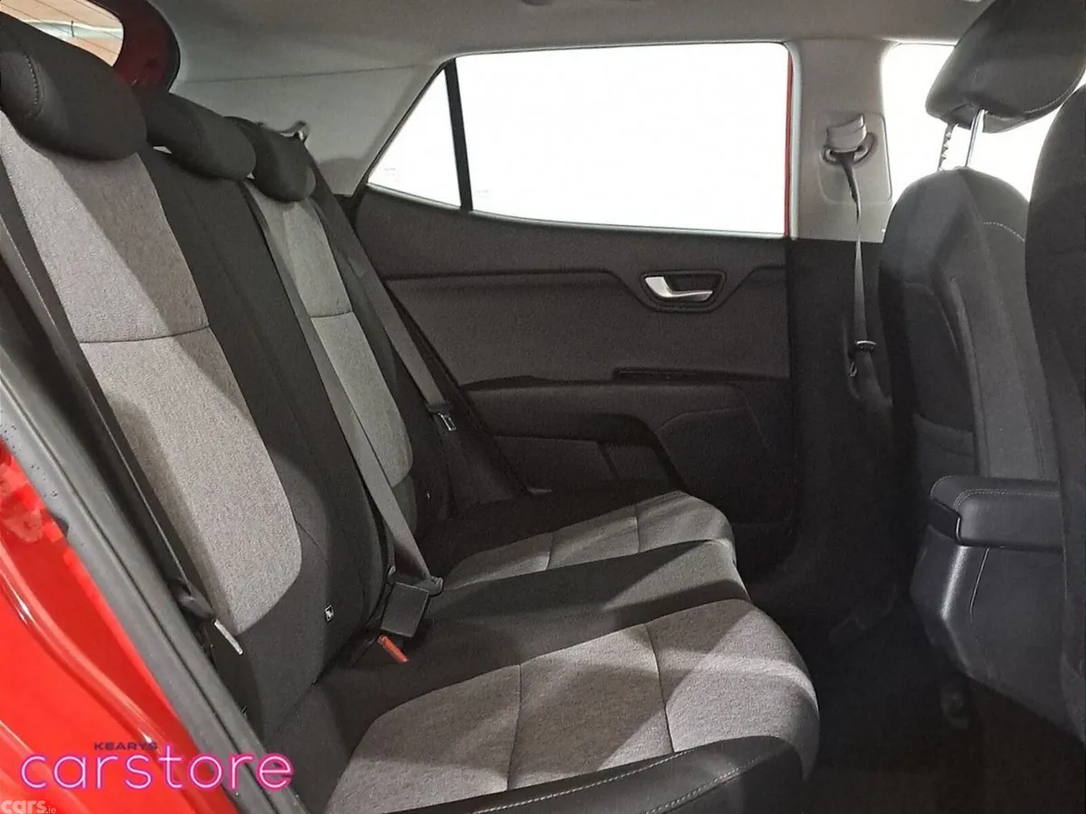 Kia Stonic Estate, Petrol, 2021, Red