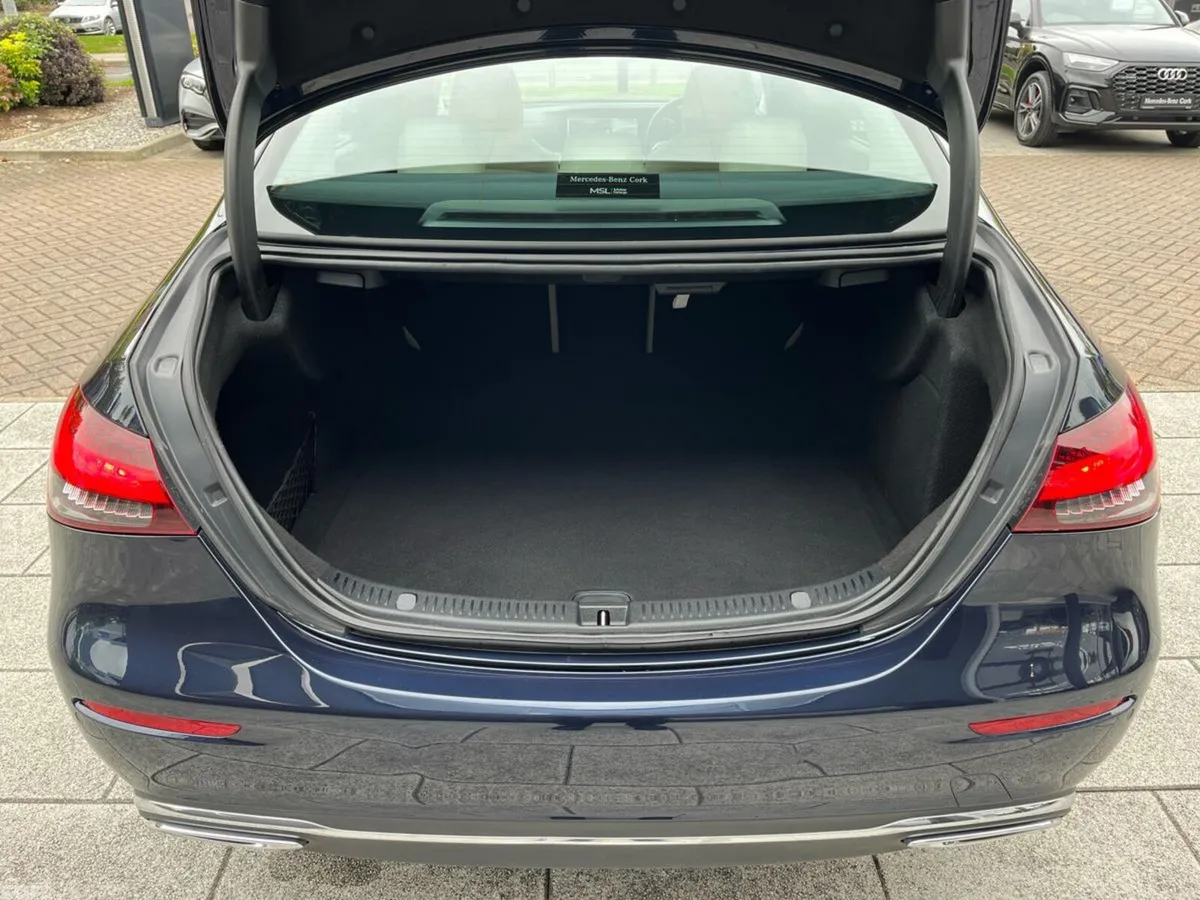 Mercedes-Benz E-Class Saloon, Diesel Hybrid, 2023, Blue