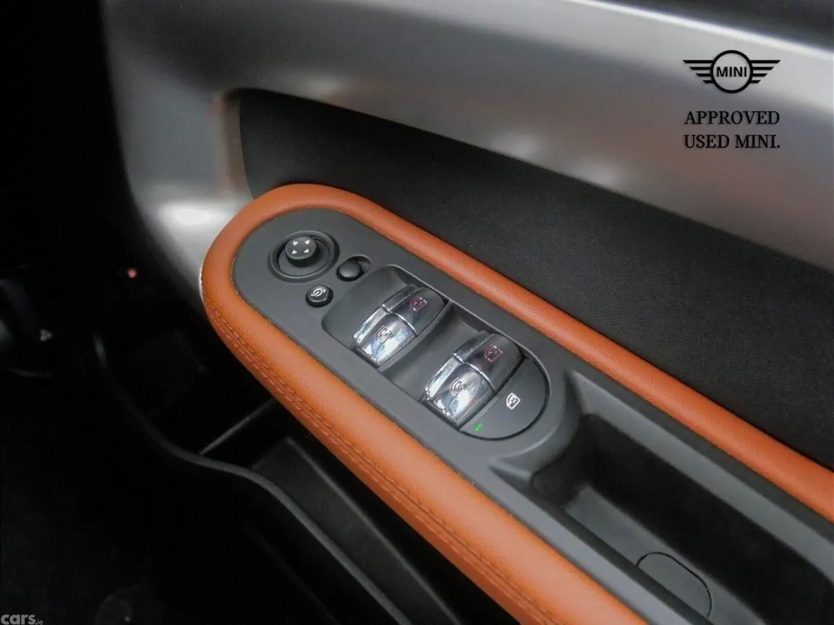 Mini Countryman SUV, Petrol Plug-in Hybrid, 2023, Green