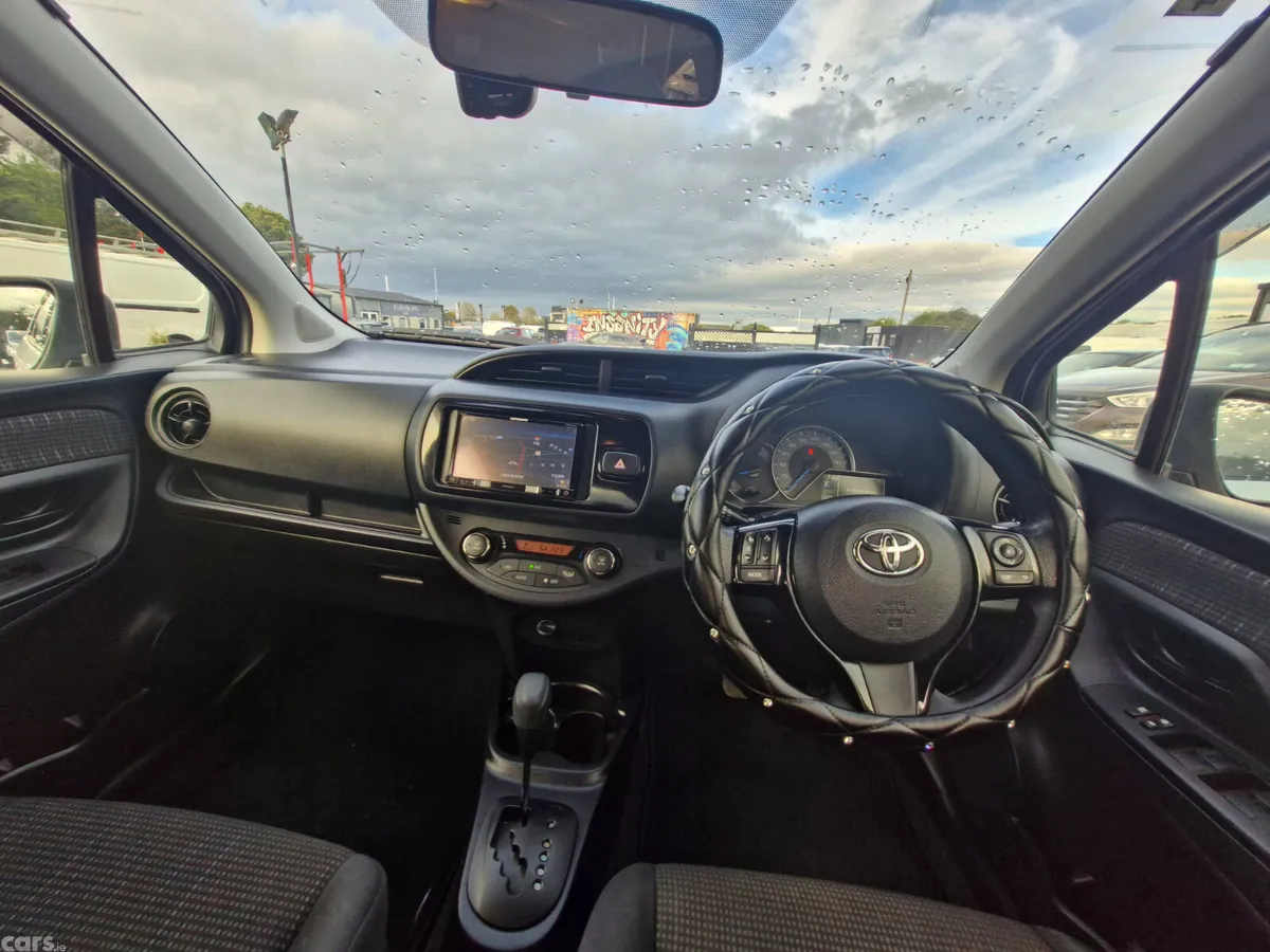 Toyota Vitz Hatchback, Petrol Hybrid, 2017, White