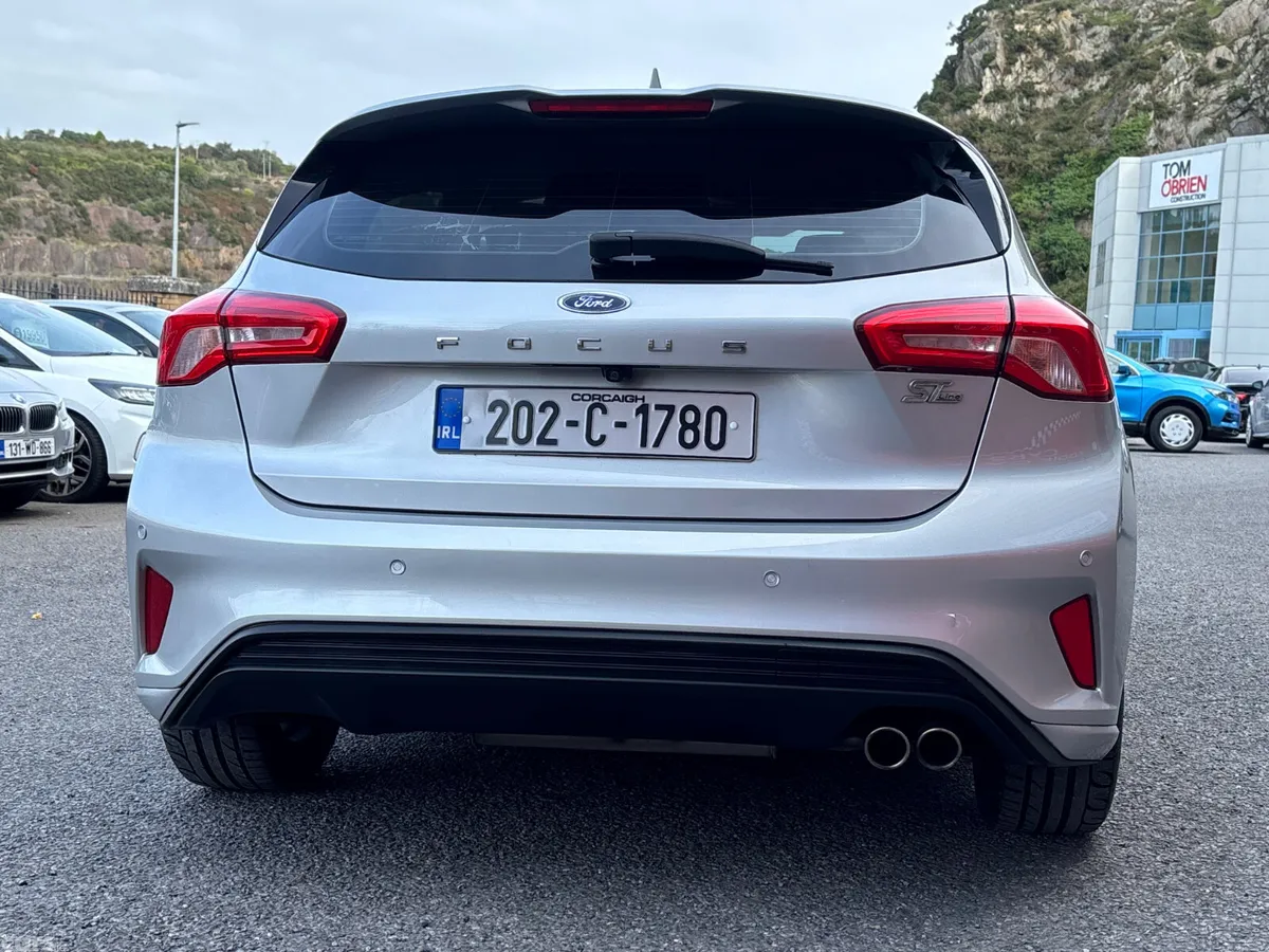Ford Focus Hatchback, Diesel, 2020, Grey