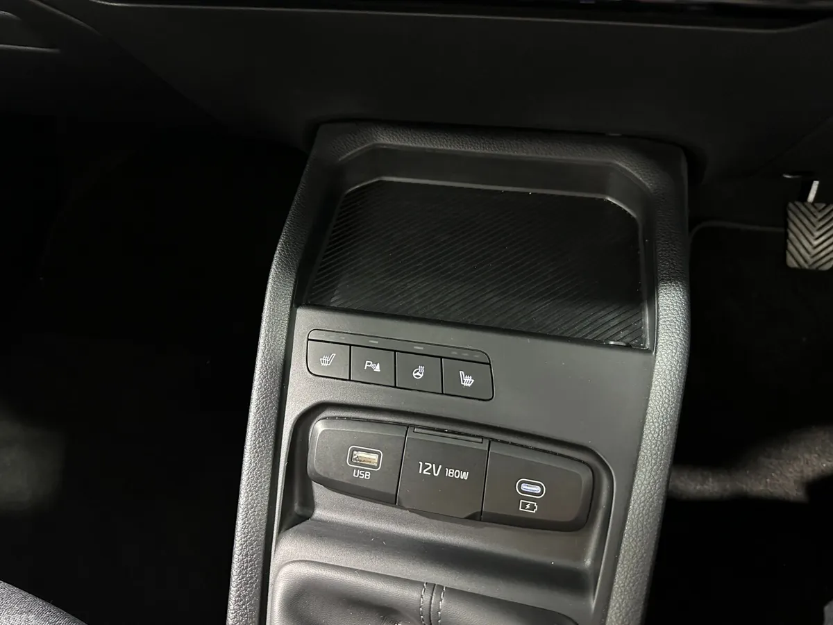 Kia Stonic Hatchback, Petrol, 2026, Blue