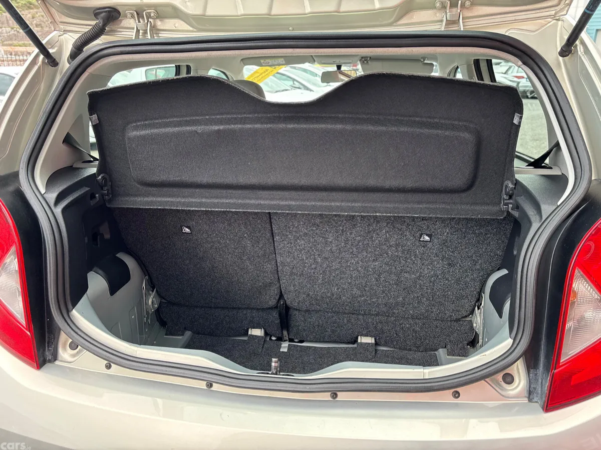 SEAT Mii Hatchback, Petrol, 2015, Silver