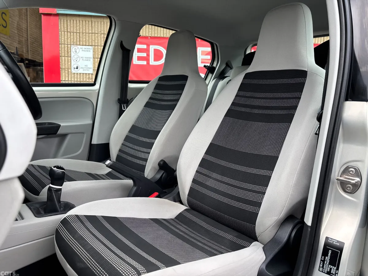 SEAT Mii Hatchback, Petrol, 2015, Silver