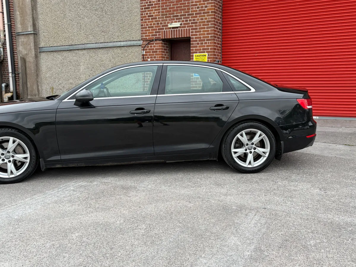 Audi A4 Saloon, Diesel, 2015, Black