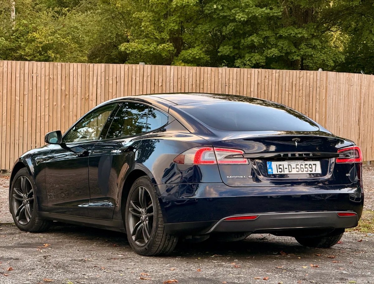 Tesla Model S Hatchback, Electric, 2015, Blue
