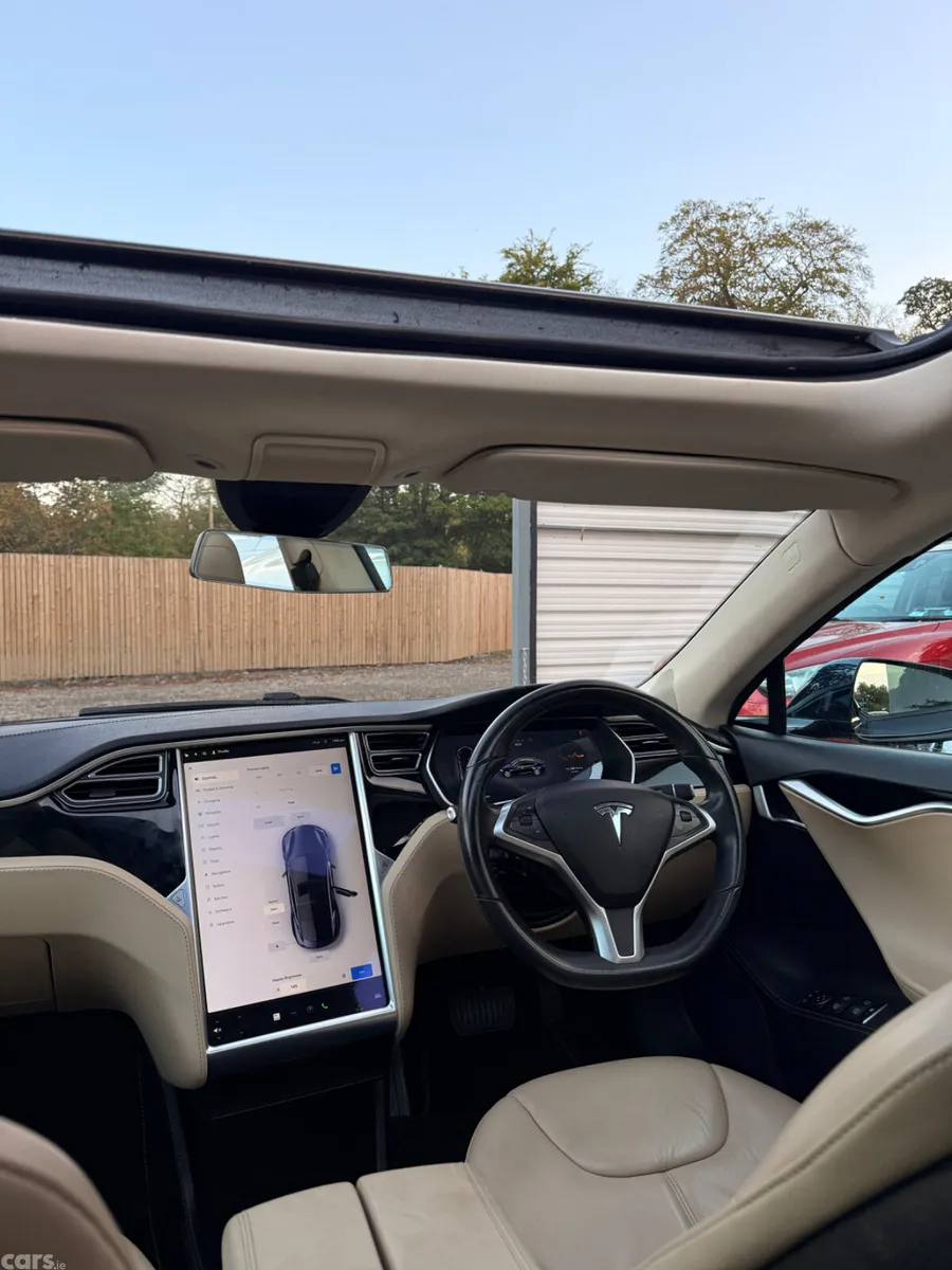 Tesla Model S Hatchback, Electric, 2015, Blue