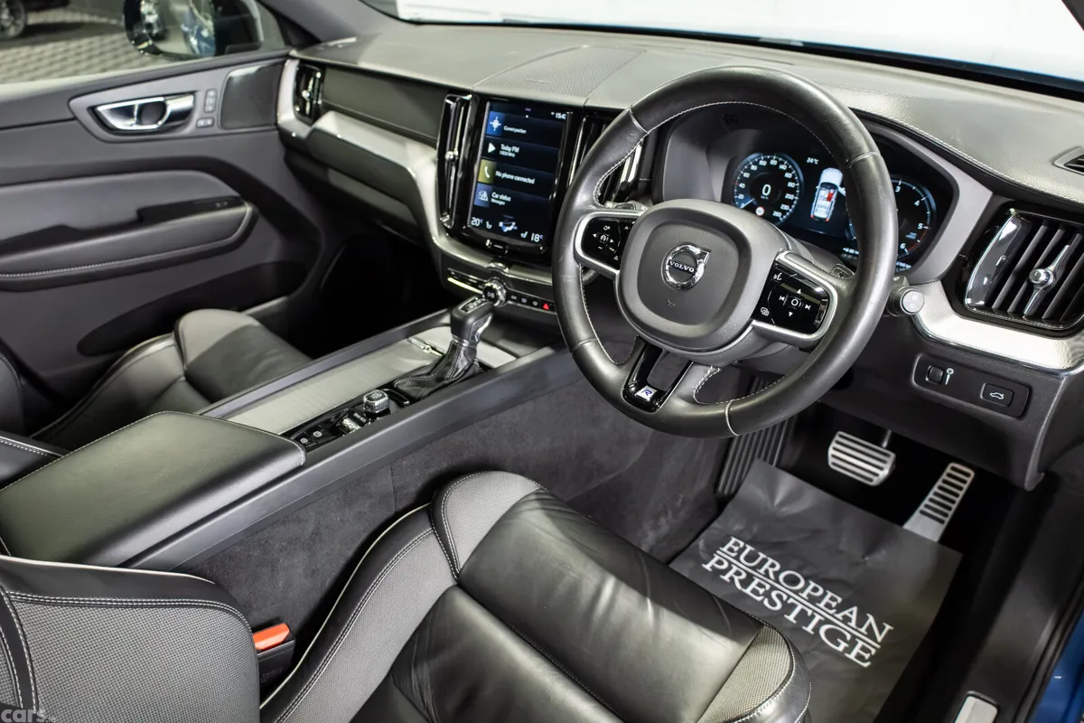 Volvo XC60 SUV, Diesel, 2020, Blue