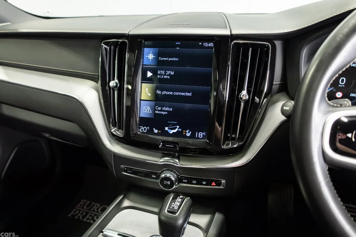 Volvo XC60 SUV, Diesel, 2020, Blue