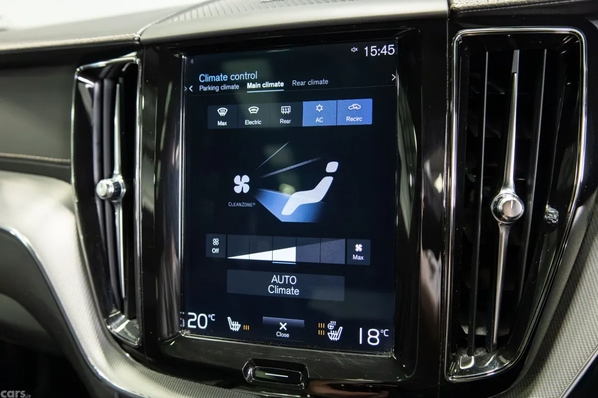 Volvo XC60 SUV, Diesel, 2020, Blue
