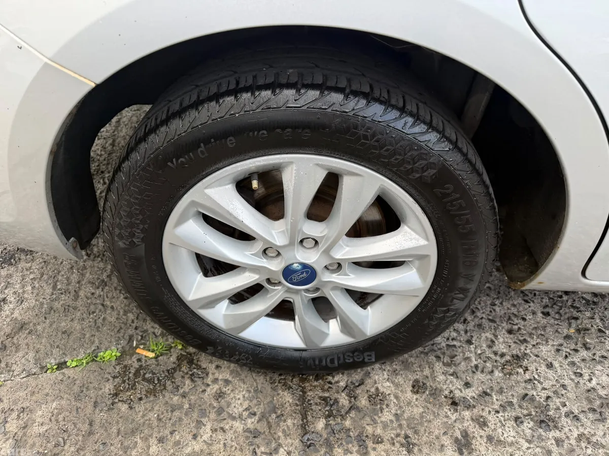 Ford Mondeo Saloon, Diesel, 2011, Silver