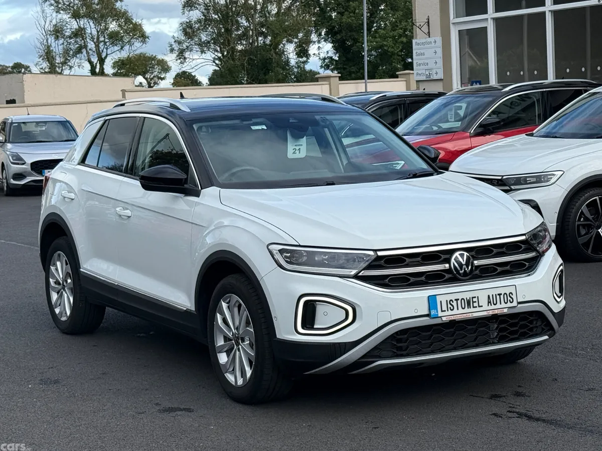 Volkswagen T-Roc SUV, Petrol, 2023, White