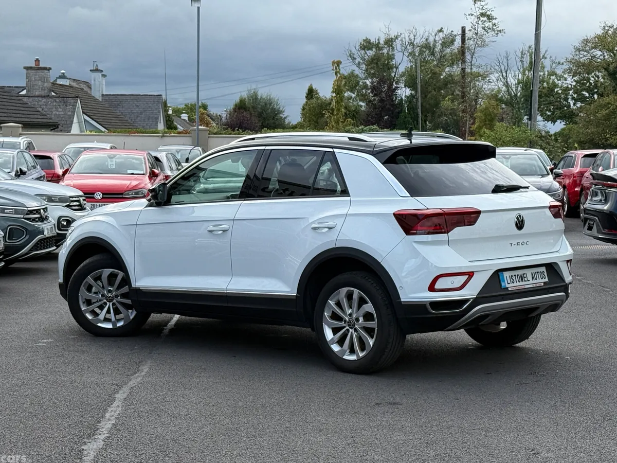 Volkswagen T-Roc SUV, Petrol, 2023, White
